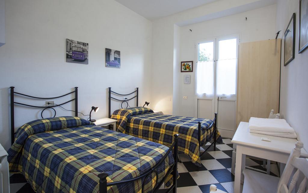 Affittacamere Mariella Levanto Habitación foto